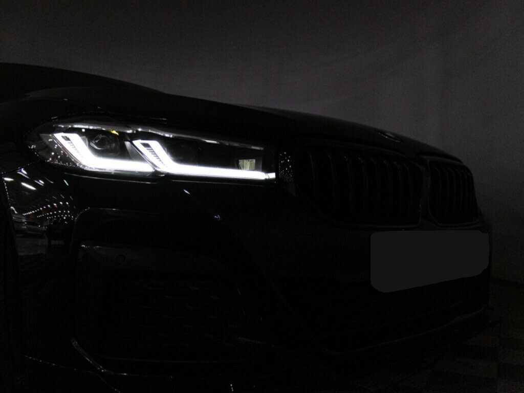 BMW 5 серии 2021 года с пробегом. Фото: #26