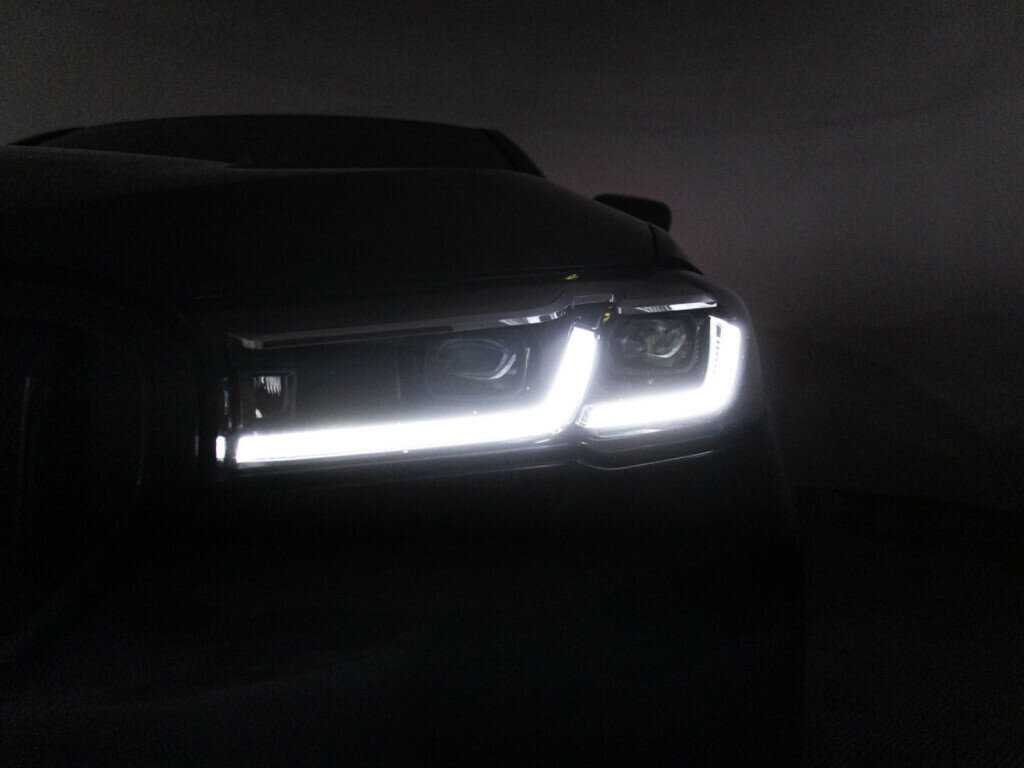 BMW 5 серии 2021 года с пробегом. Фото: #27