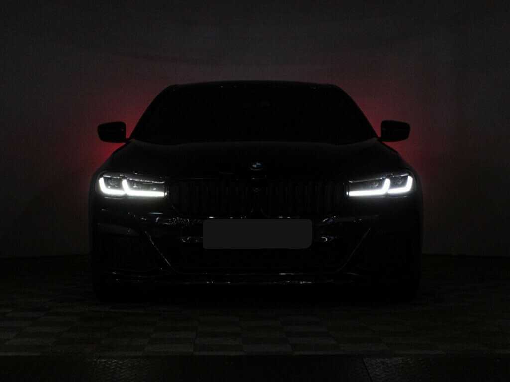 BMW 5 серии 2021 года с пробегом. Фото: #28