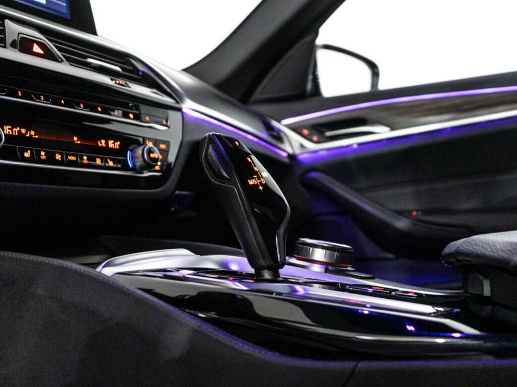 BMW 5 серии 2021 года с пробегом. Фото: #37