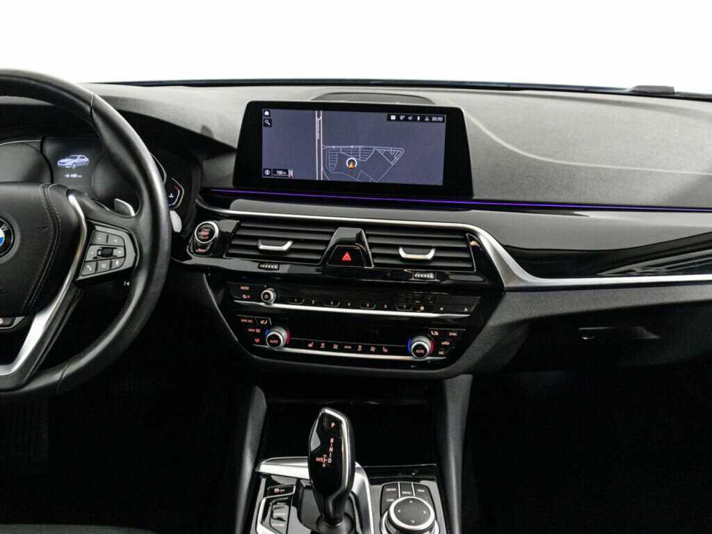 BMW 5 серии 2020 года с пробегом. Фото: #11