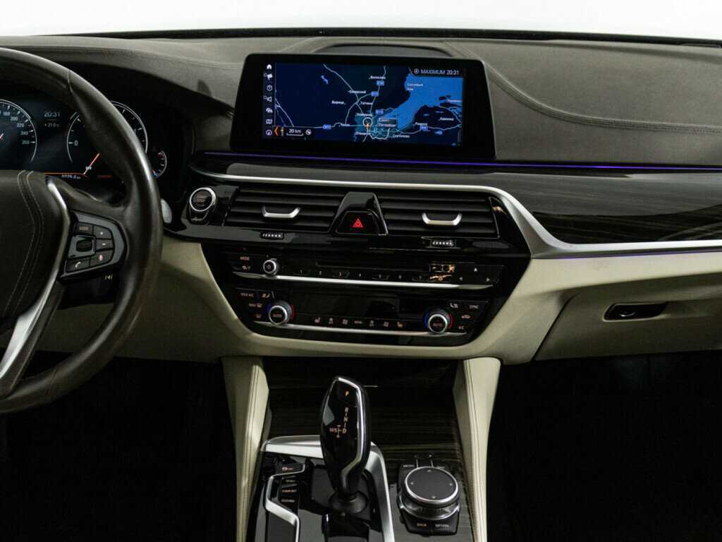 BMW 5 серии 2016 года с пробегом. Фото: #13