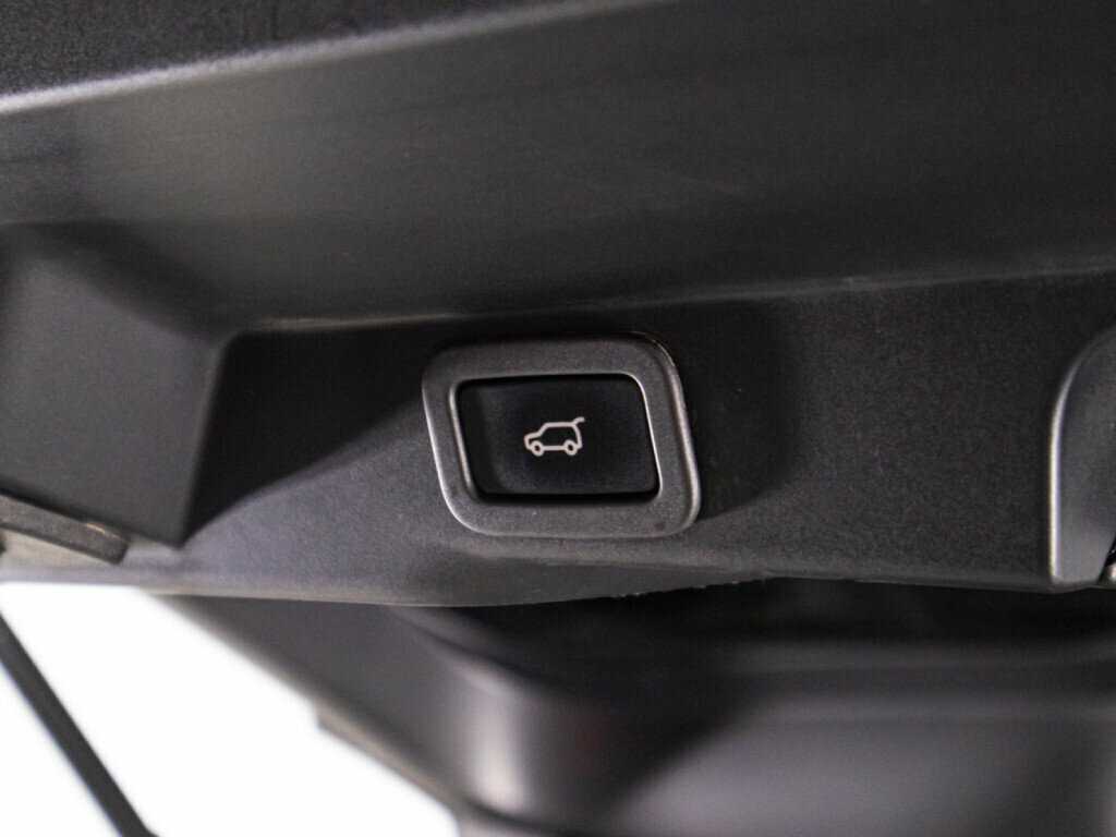 Land Rover Range Rover Sport 2014 года с пробегом. Фото: #14