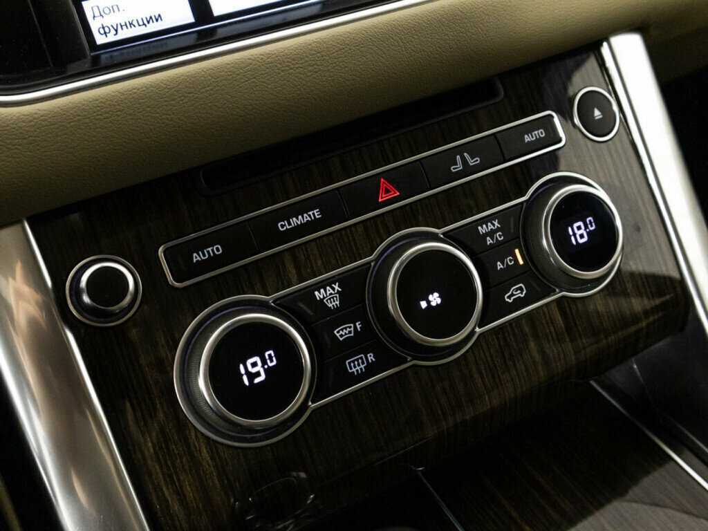 Land Rover Range Rover Sport 2014 года с пробегом. Фото: #17