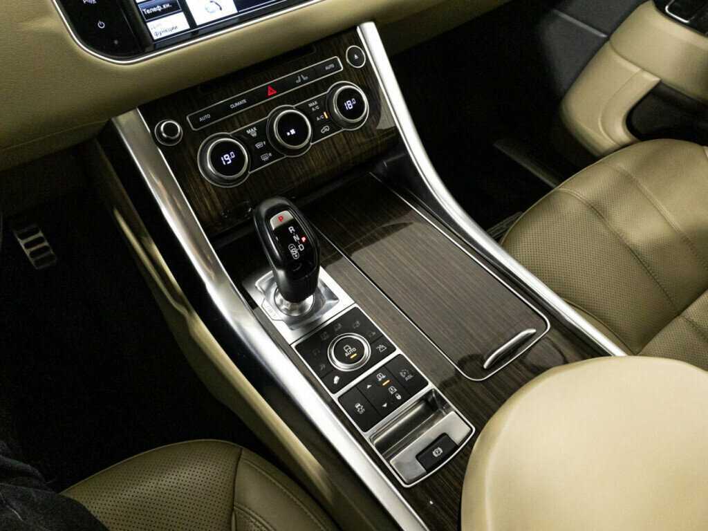 Land Rover Range Rover Sport 2014 года с пробегом. Фото: #18