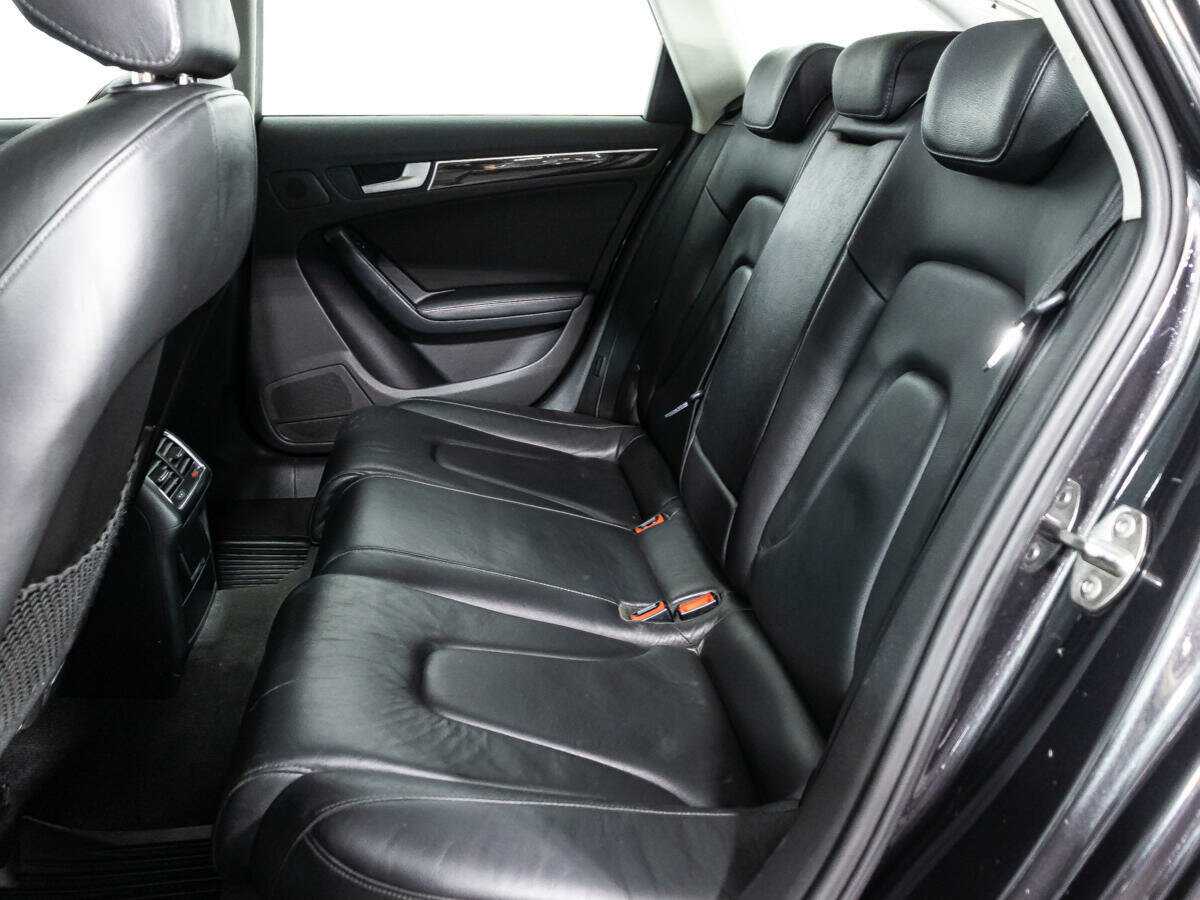 Audi A4 2010 года с пробегом. Фото: #9