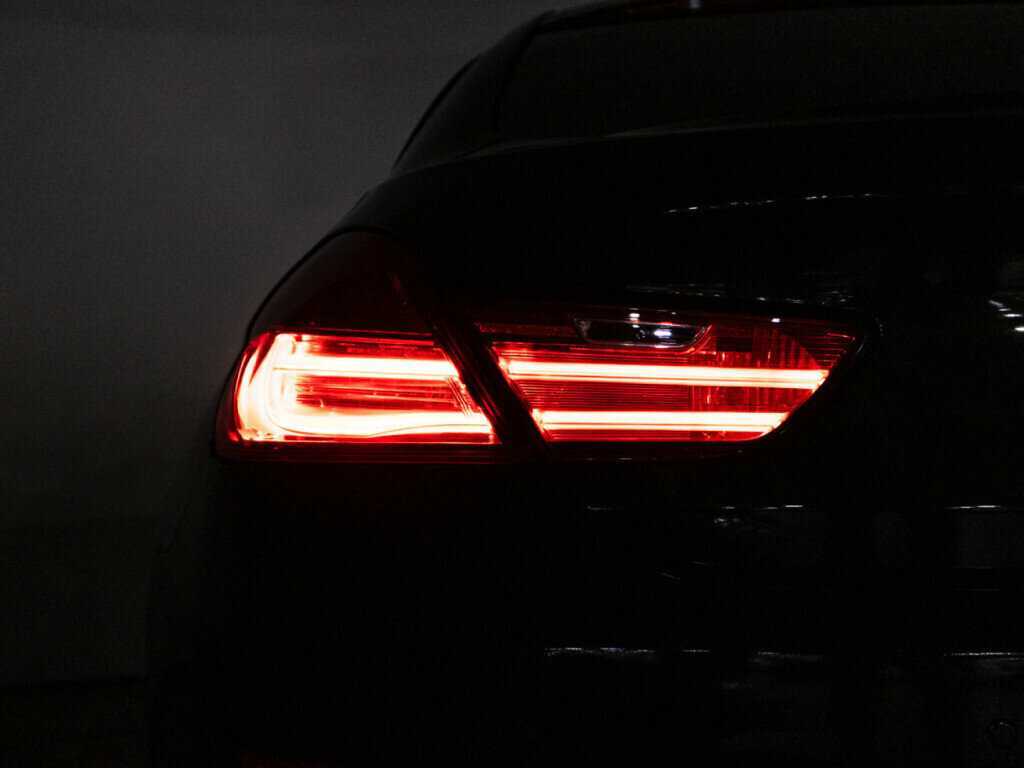 BMW 6 серии 2013 года с пробегом. Фото: #21