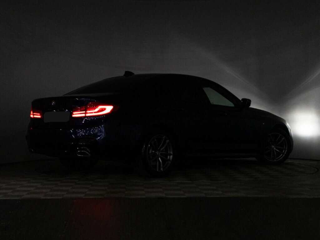 BMW 5 серии 2018 года с пробегом. Фото: #23
