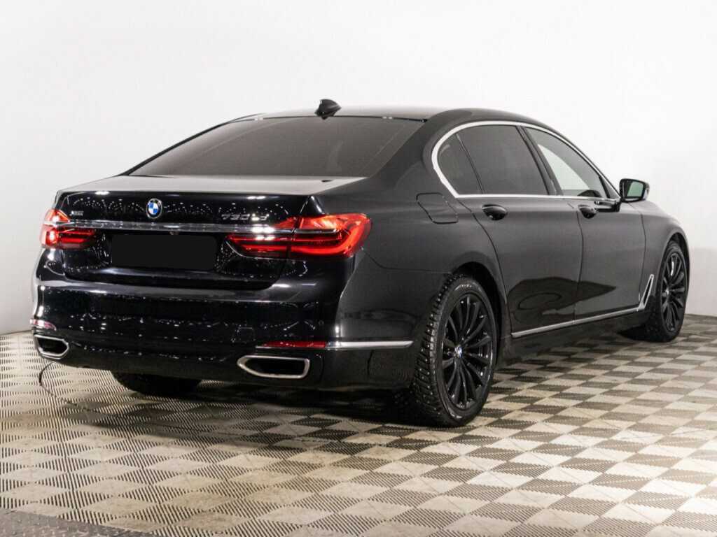 BMW 7 серии 2016 года с пробегом. Фото: #4