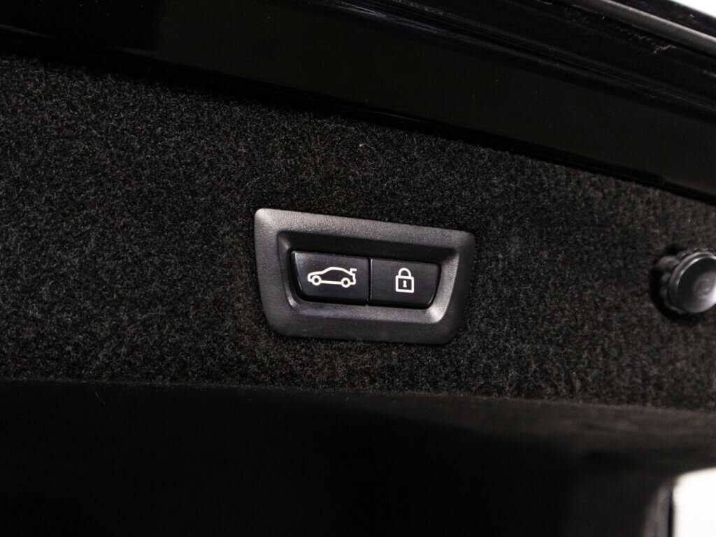 BMW 7 серии 2016 года с пробегом. Фото: #15