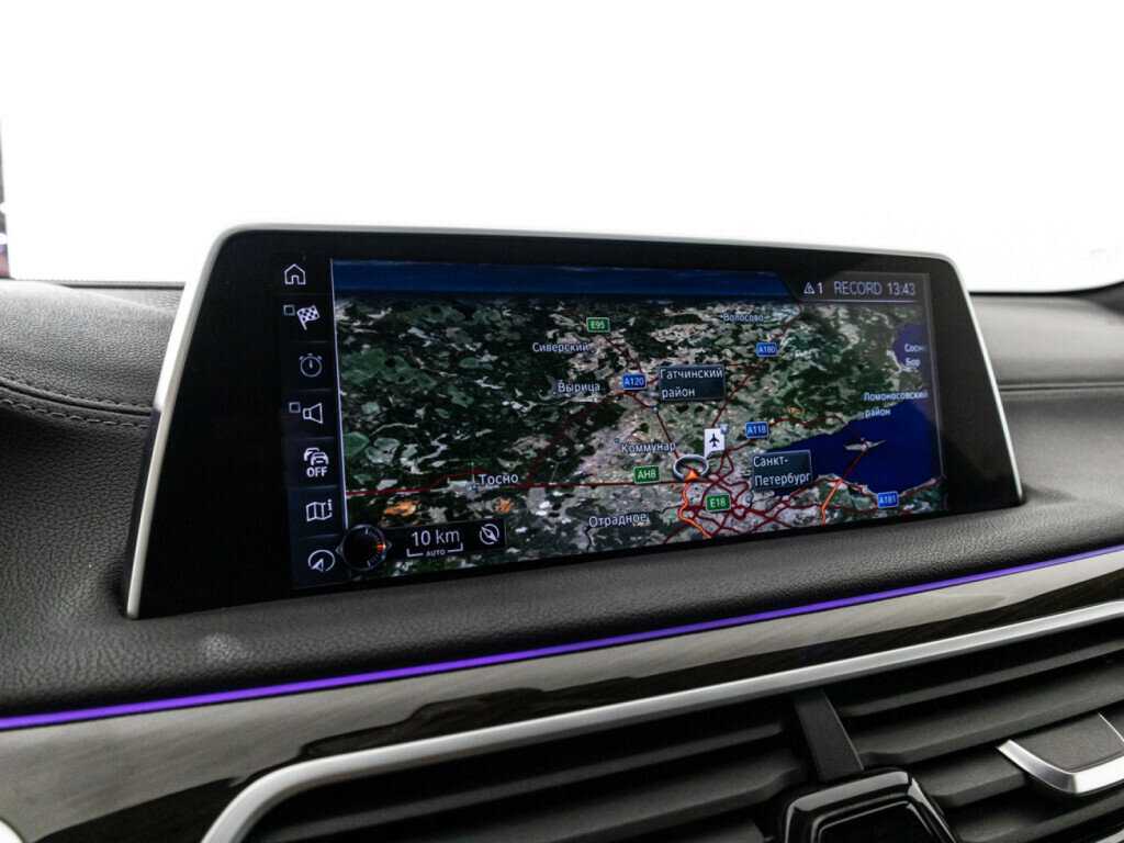 BMW 7 серии 2016 года с пробегом. Фото: #16