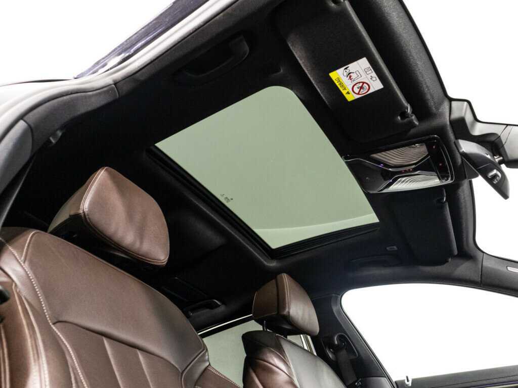 BMW 7 серии 2016 года с пробегом. Фото: #26