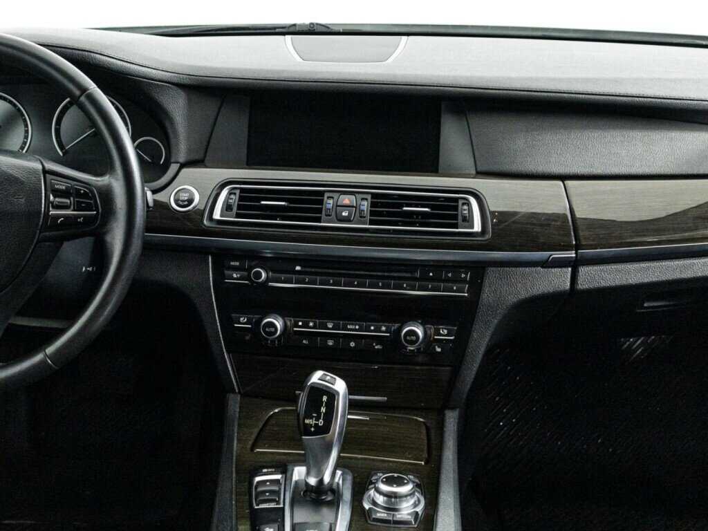 BMW 7 серии 2012 года с пробегом. Фото: #13