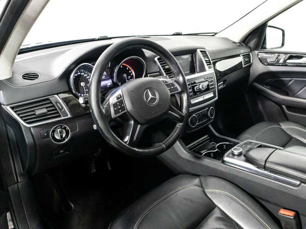 Mercedes-Benz GL-Класс 2014 года с пробегом. Фото: #10