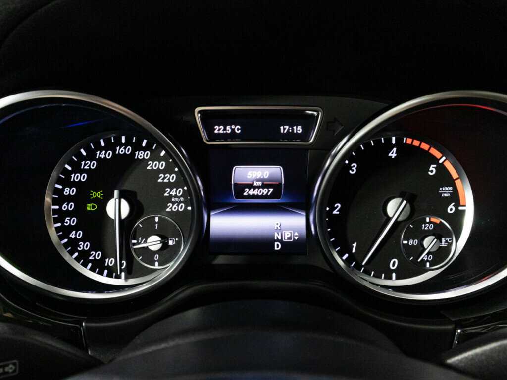 Mercedes-Benz GL-Класс 2014 года с пробегом. Фото: #11