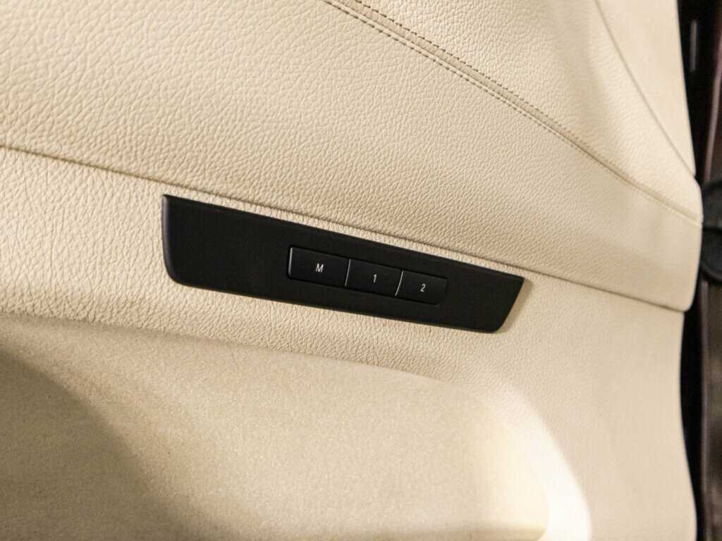 BMW 5 серии 2012 года с пробегом. Фото: #22