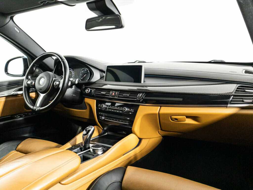 BMW X6 2018 года с пробегом. Фото: #6