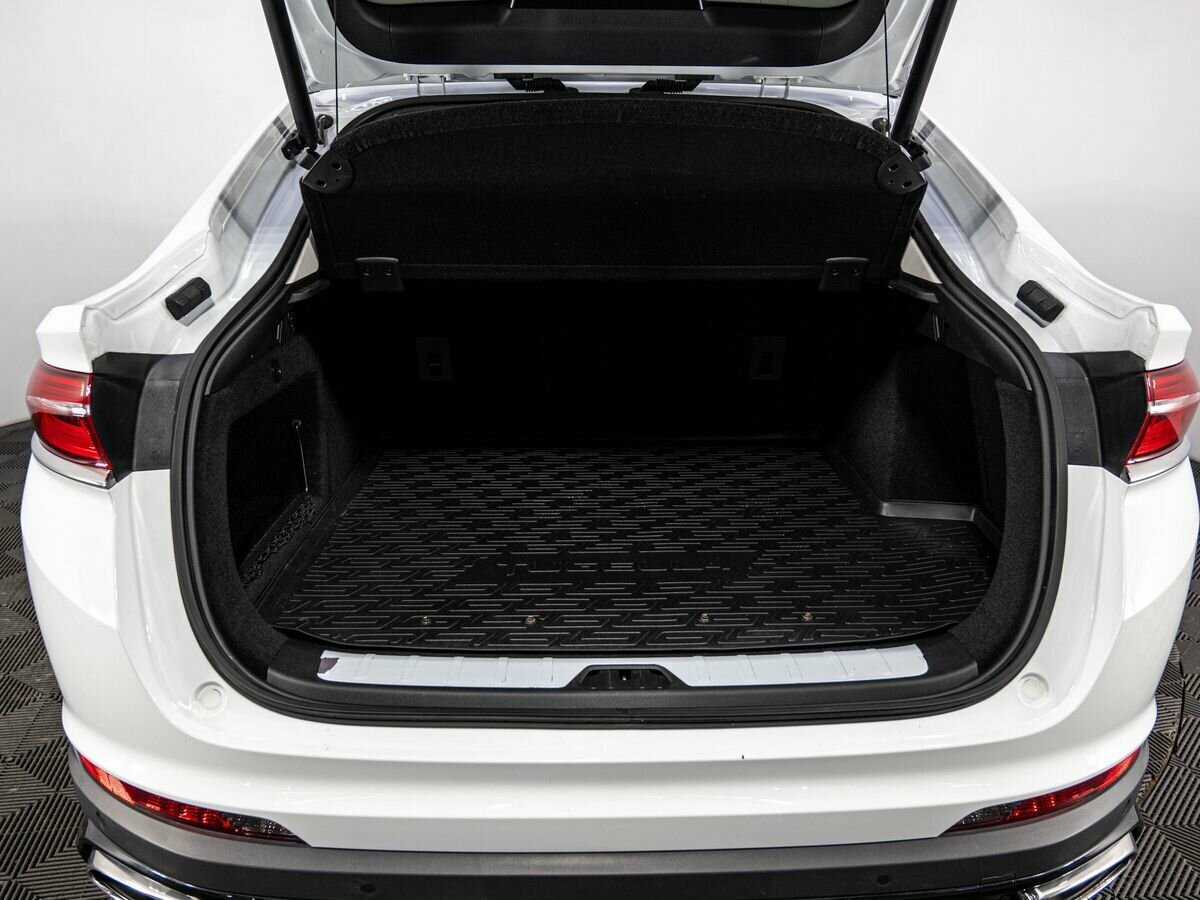 Geely Tugella 2021 года с пробегом. Фото: #24