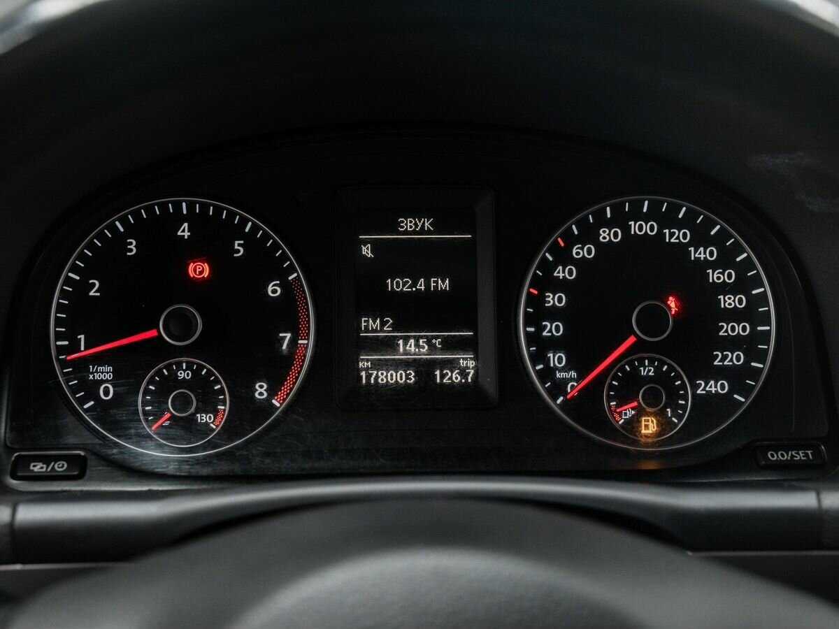 Volkswagen Touran 2012 года с пробегом. Фото: #19