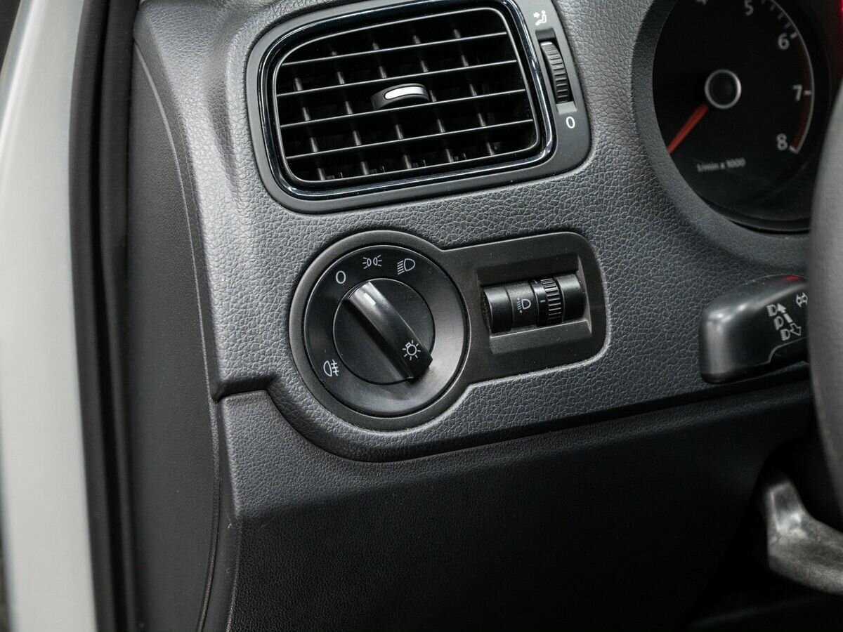 Volkswagen Polo 2011 года с пробегом. Фото: #14