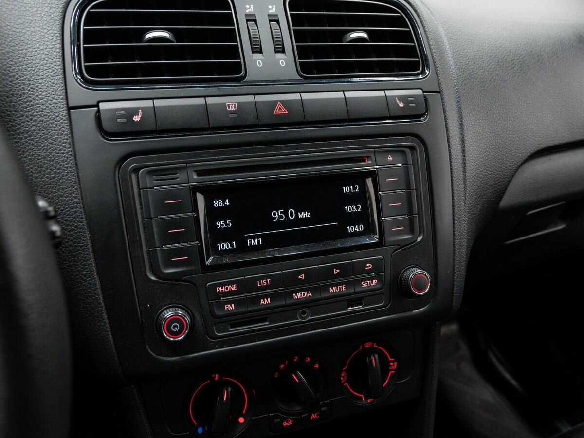 Volkswagen Polo 2011 года с пробегом. Фото: #17