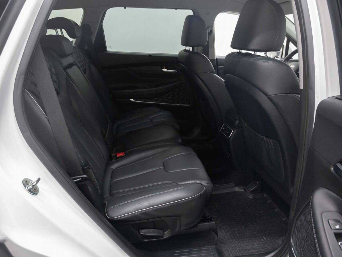 Hyundai Santa Fe 2021 года с пробегом. Фото: #11