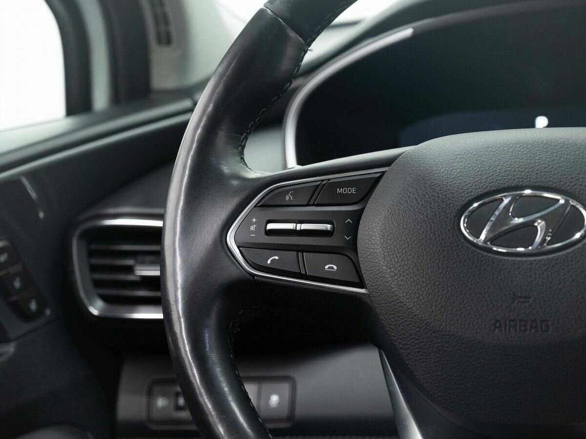 Hyundai Santa Fe 2021 года с пробегом. Фото: #16