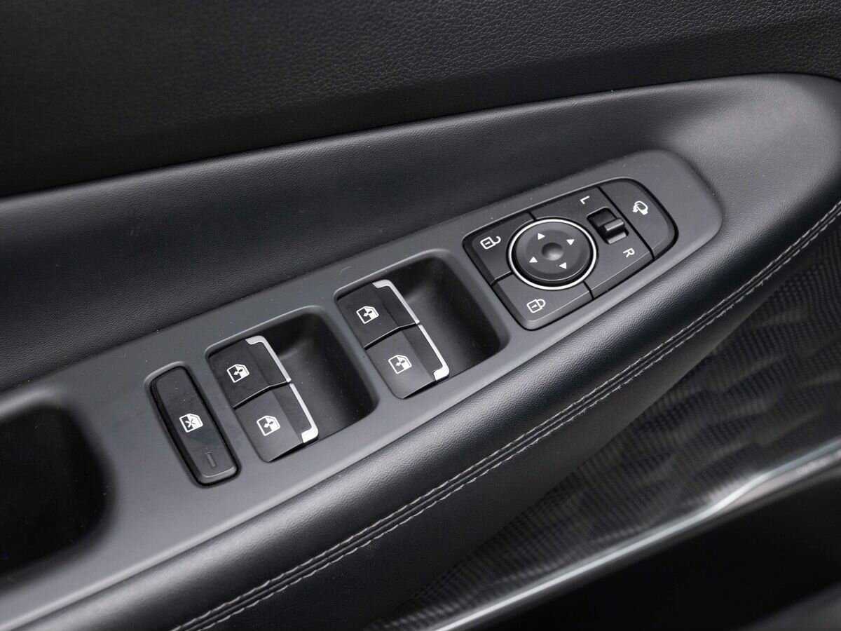 Hyundai Santa Fe 2021 года с пробегом. Фото: #21