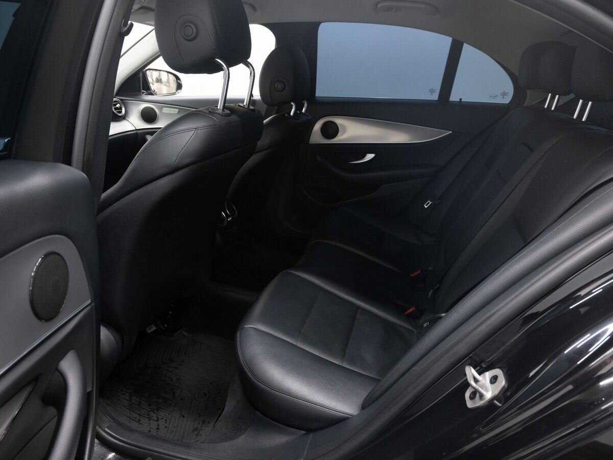 Mercedes-Benz E-Класс 2020 года с пробегом. Фото: #6