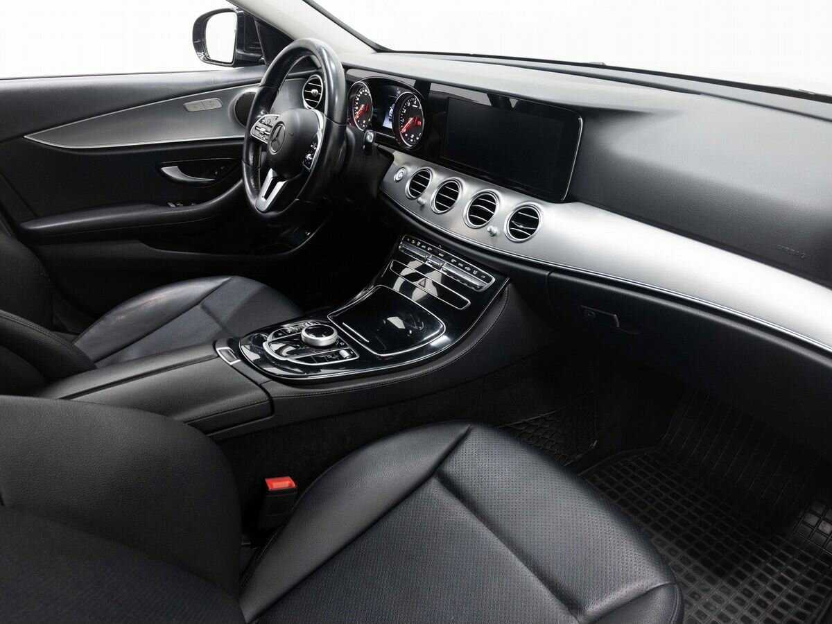 Mercedes-Benz E-Класс 2020 года с пробегом. Фото: #7