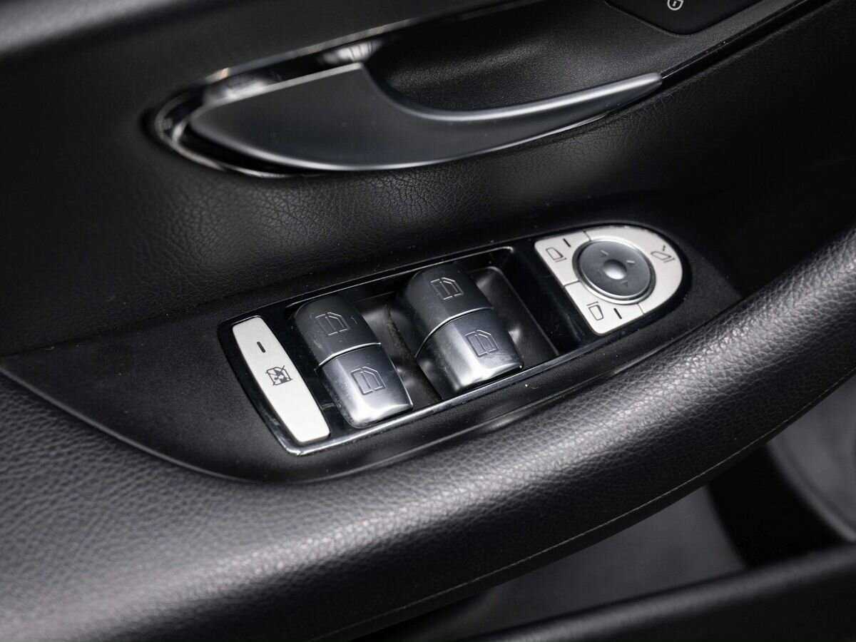 Mercedes-Benz E-Класс 2020 года с пробегом. Фото: #12
