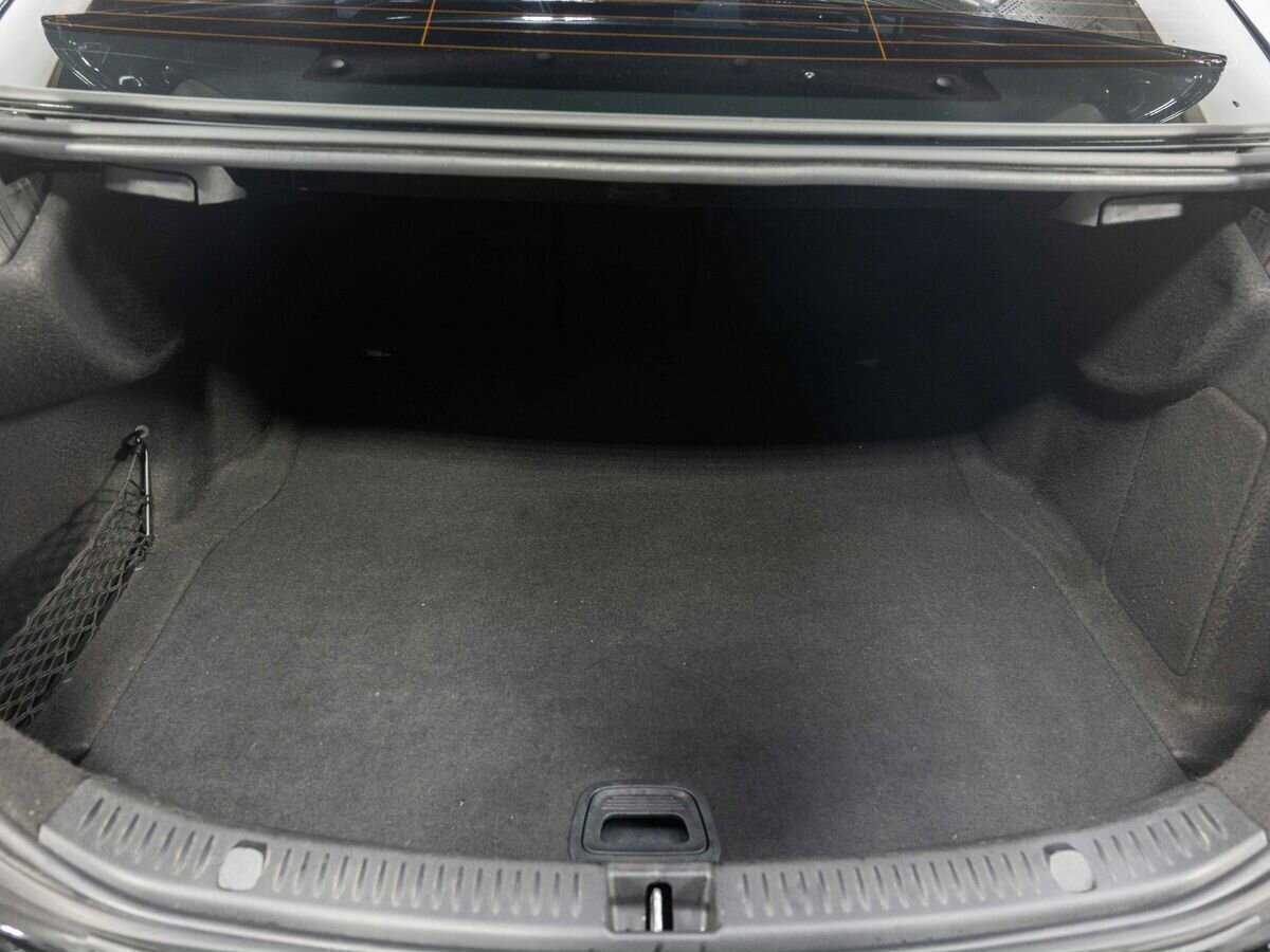 Mercedes-Benz E-Класс 2020 года с пробегом. Фото: #18