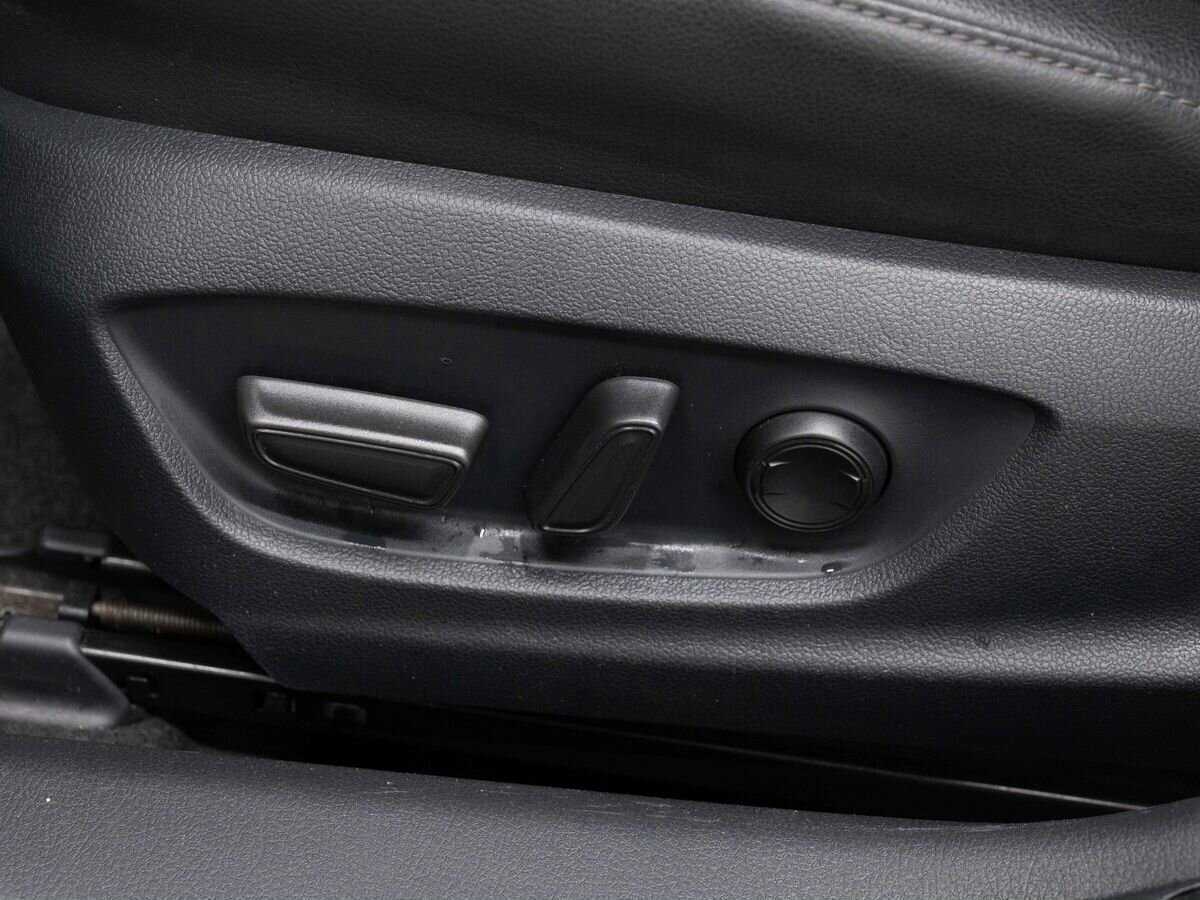 Toyota Camry 2021 года с пробегом. Фото: #19