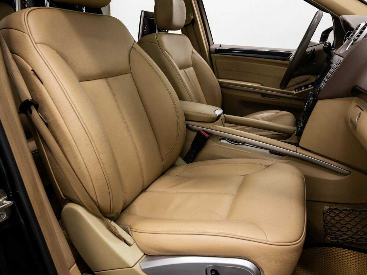 Mercedes-Benz GL-Класс 2011 года с пробегом. Фото: #8