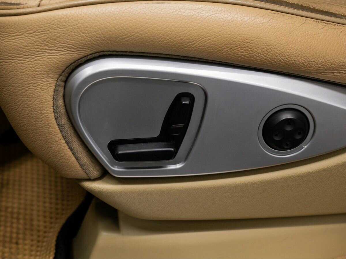 Mercedes-Benz GL-Класс 2011 года с пробегом. Фото: #20