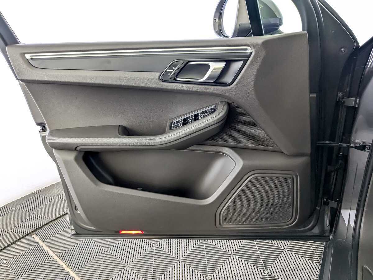 Porsche Macan 2018 года с пробегом. Фото: #17