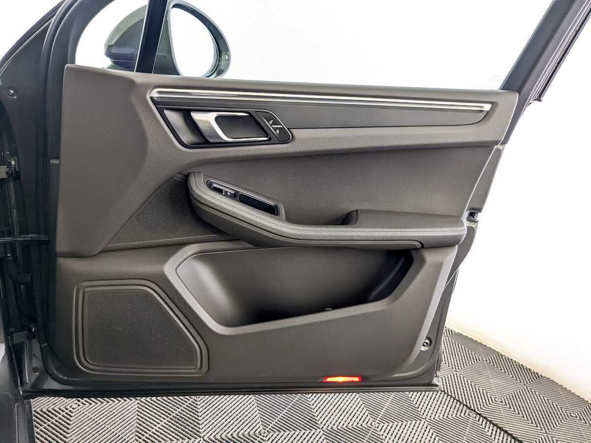 Porsche Macan 2018 года с пробегом. Фото: #23