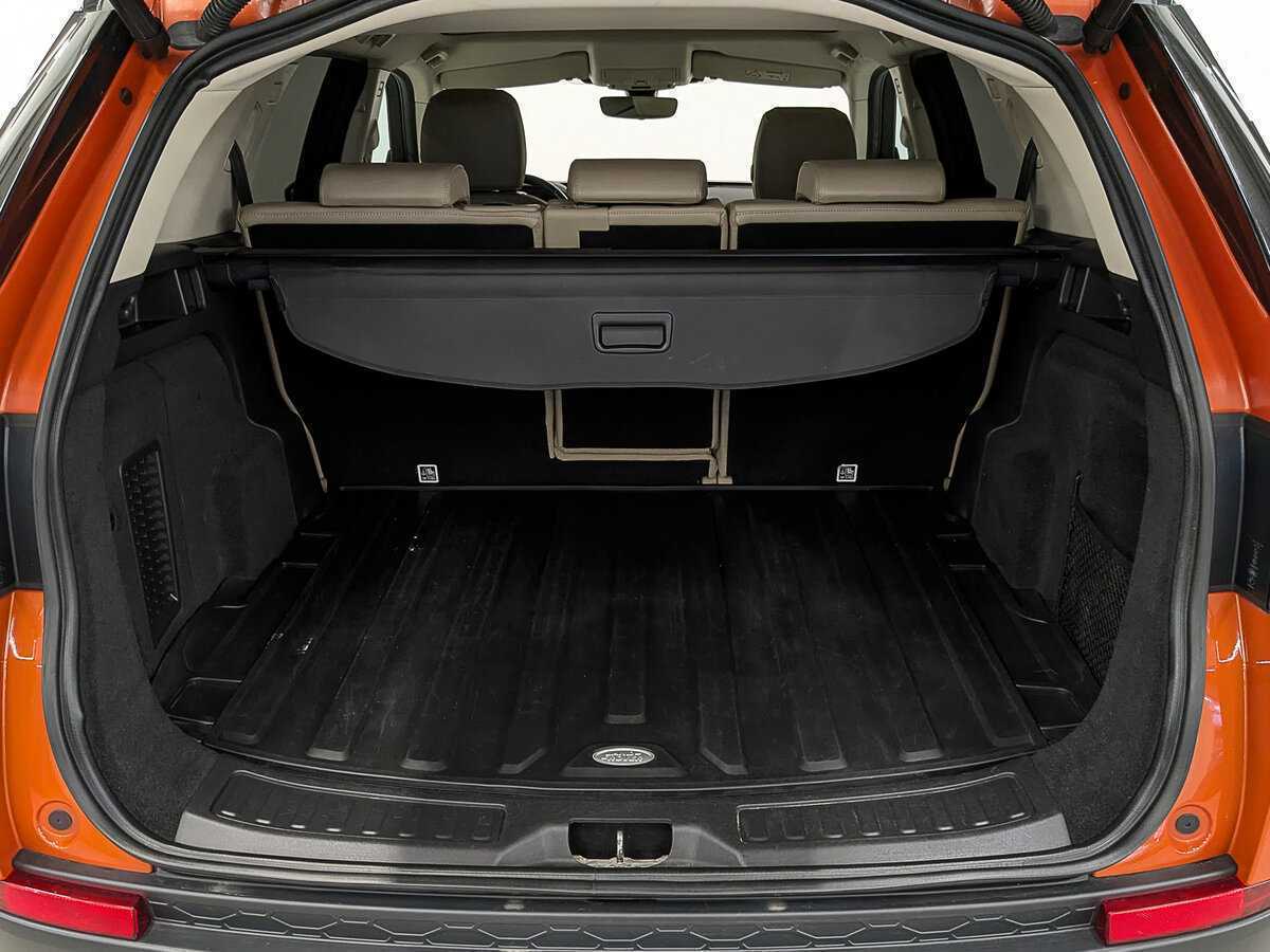Land Rover Discovery Sport 2017 года с пробегом. Фото: #9