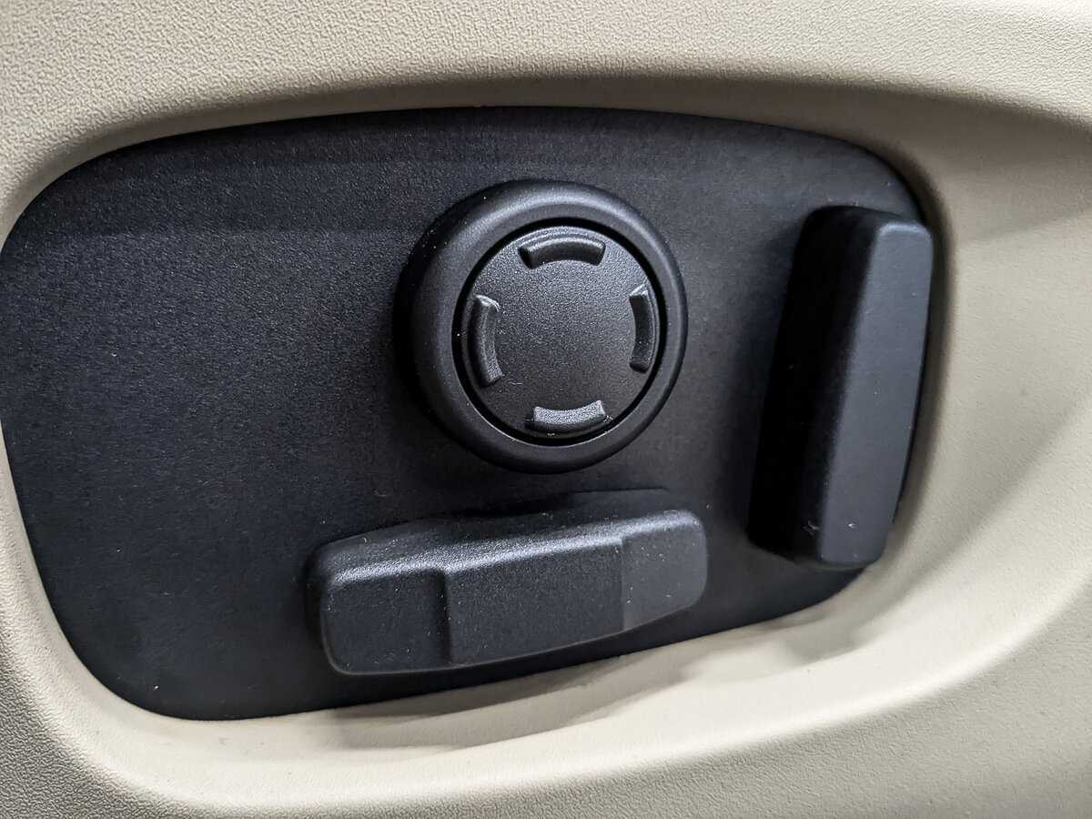 Land Rover Discovery Sport 2017 года с пробегом. Фото: #25