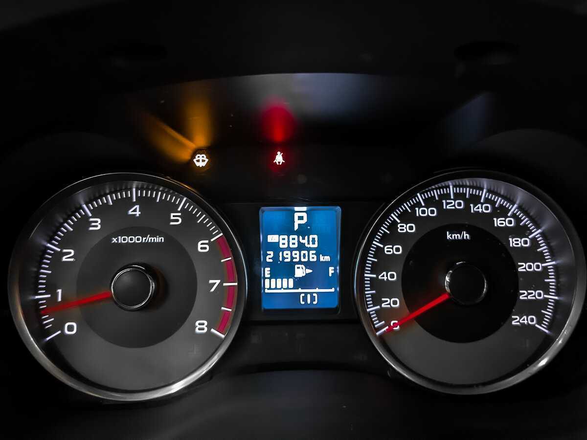 Б/У Субару Форестер 2013 года. Фото: #15