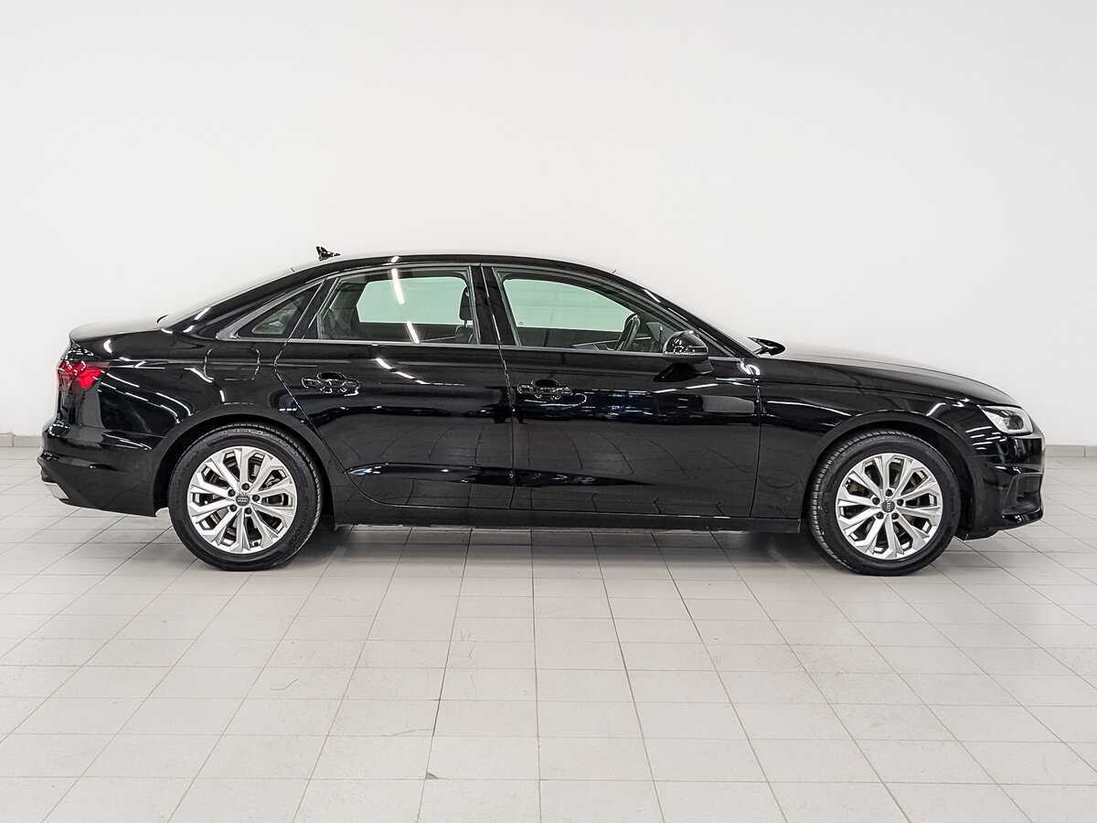 Audi A4 2020 года с пробегом. Фото: #3