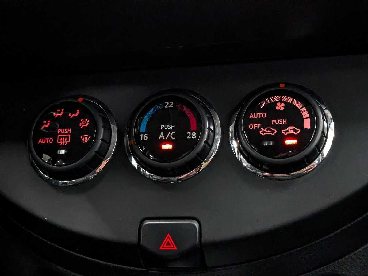 Nissan Note 2011 года с пробегом. Фото: #20