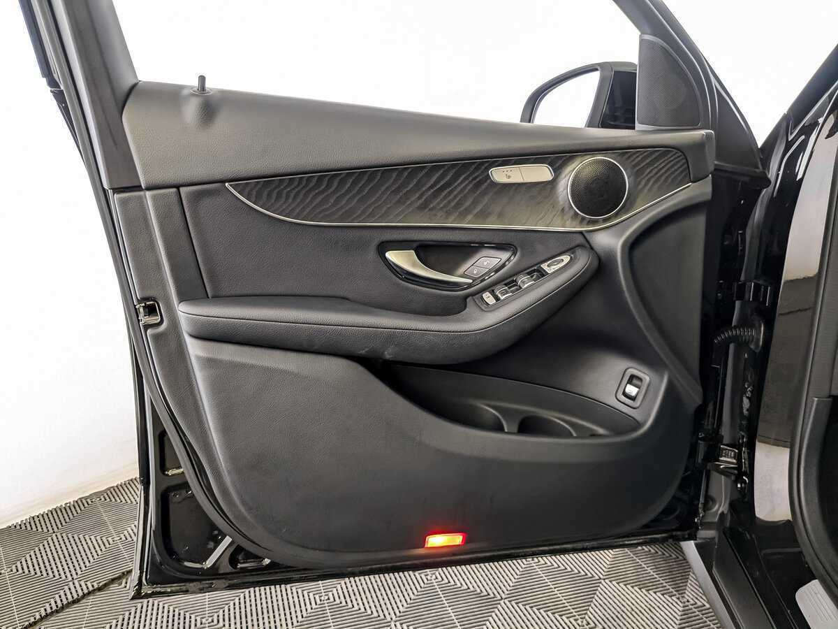 Mercedes-Benz GLC 2019 года с пробегом. Фото: #18