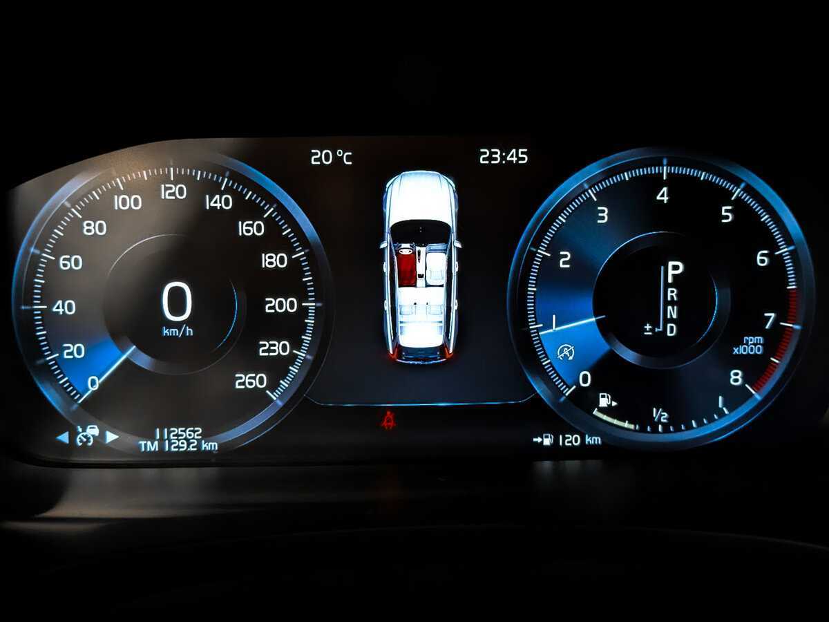 Volvo V90 Cross Country 2017 года с пробегом. Фото: #12