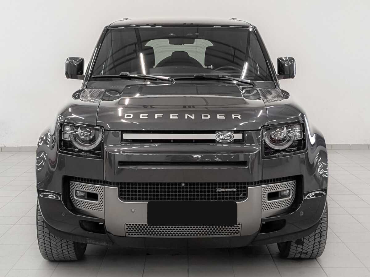 Land Rover Defender 2021 года с пробегом. Фото: #1