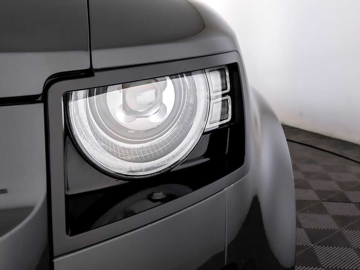 Land Rover Defender 2021 года с пробегом. Фото: #16