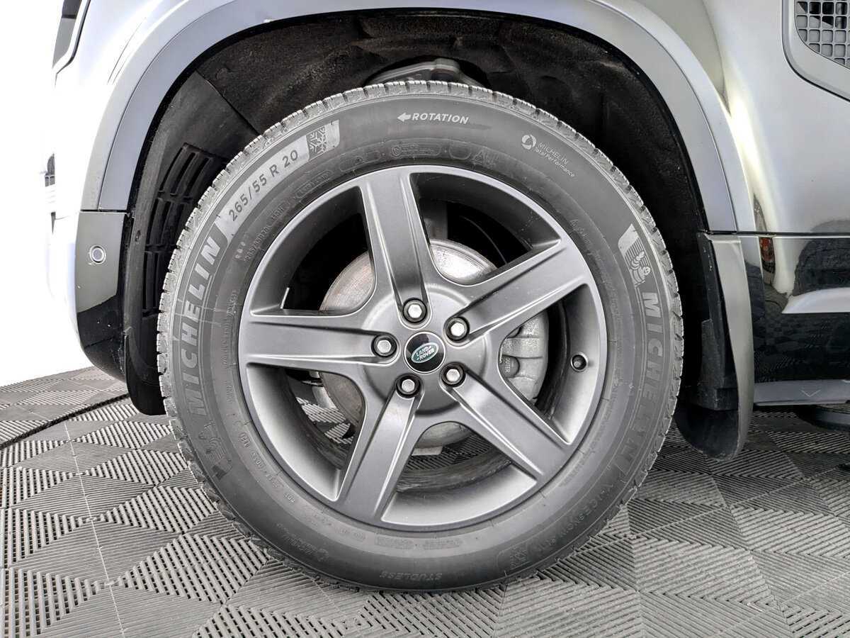 Land Rover Defender 2021 года с пробегом. Фото: #17