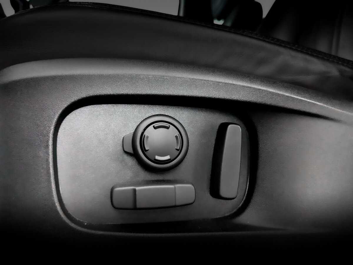 Land Rover Defender 2021 года с пробегом. Фото: #20