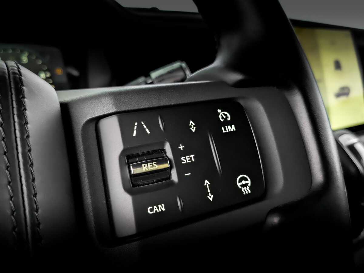 Land Rover Defender 2021 года с пробегом. Фото: #26