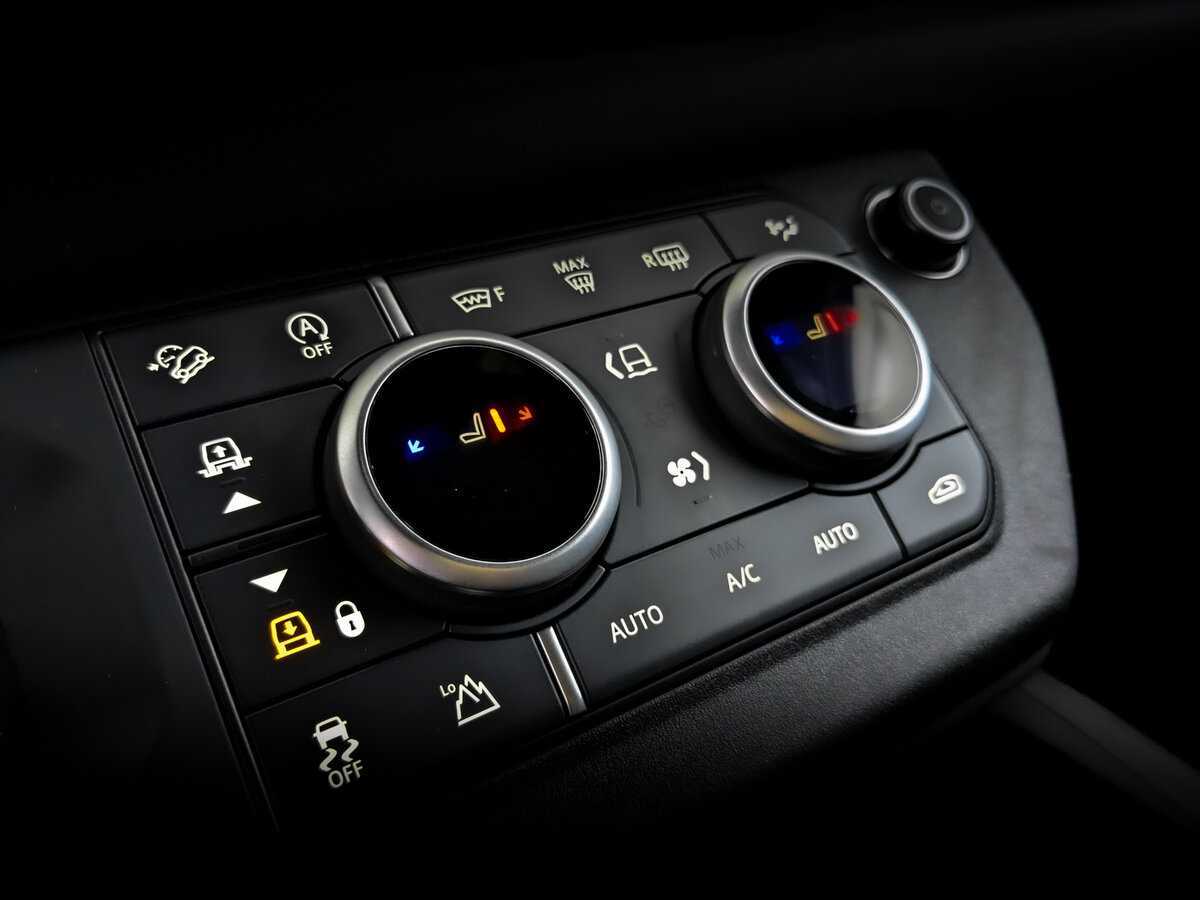 Land Rover Defender 2021 года с пробегом. Фото: #28